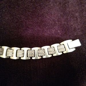 Helzberg Authentic 1 carat mens diamond bracelet